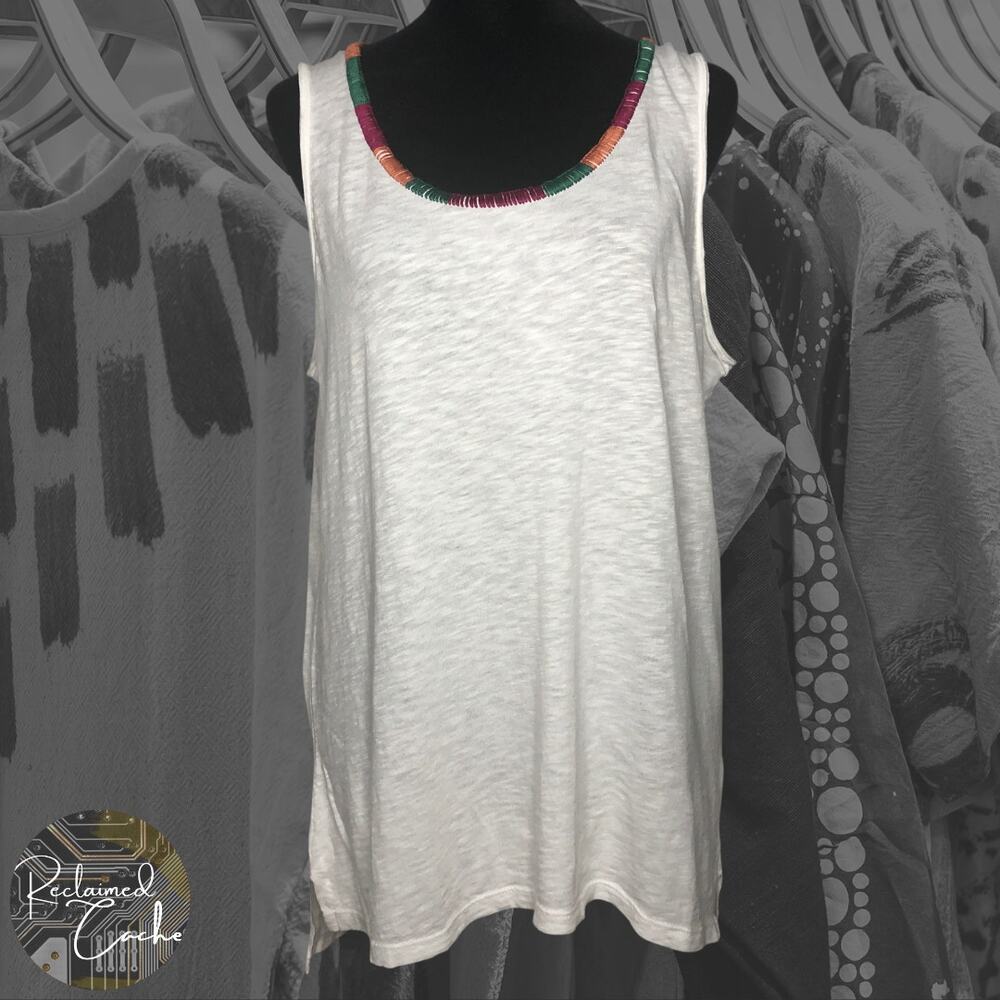 Caslon White Stitch Neck Tank - Size Small